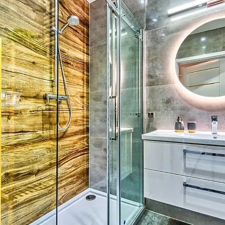 Izer Zone 21 Z Sauna Ogolnodostepna - 5d Apartment *